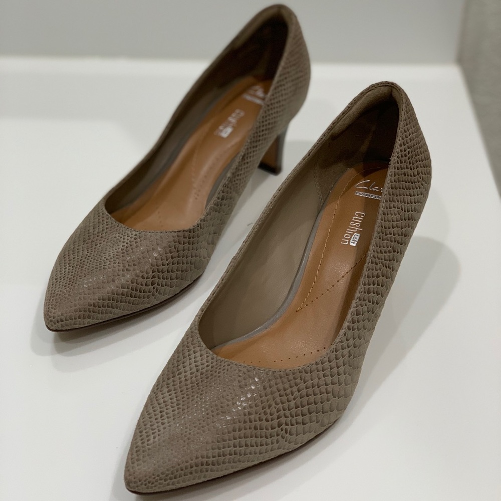 FOR SALE!!!💥💥💥 Clarks Collection Snakeskin!